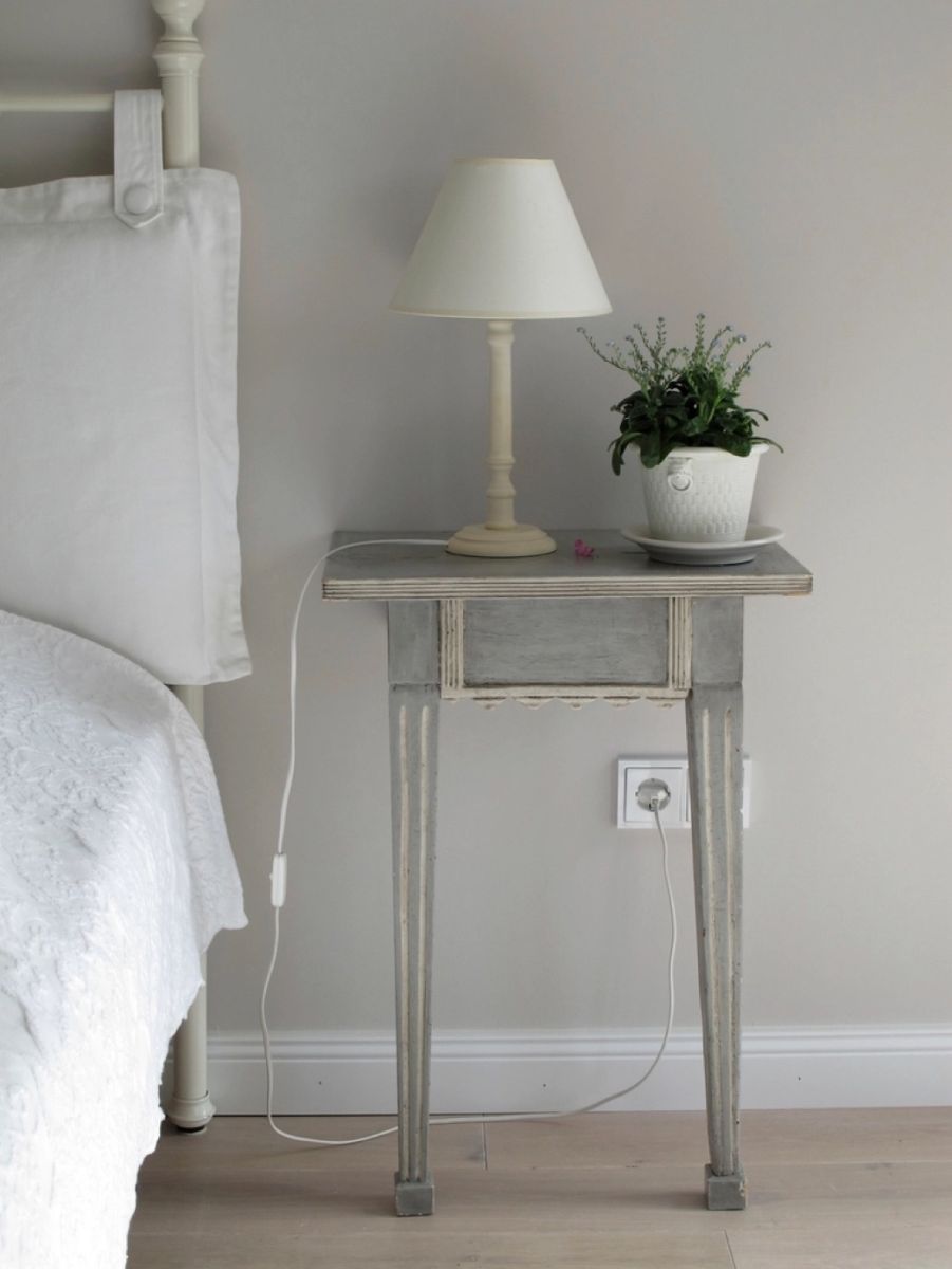 Tripod Floor Lamp